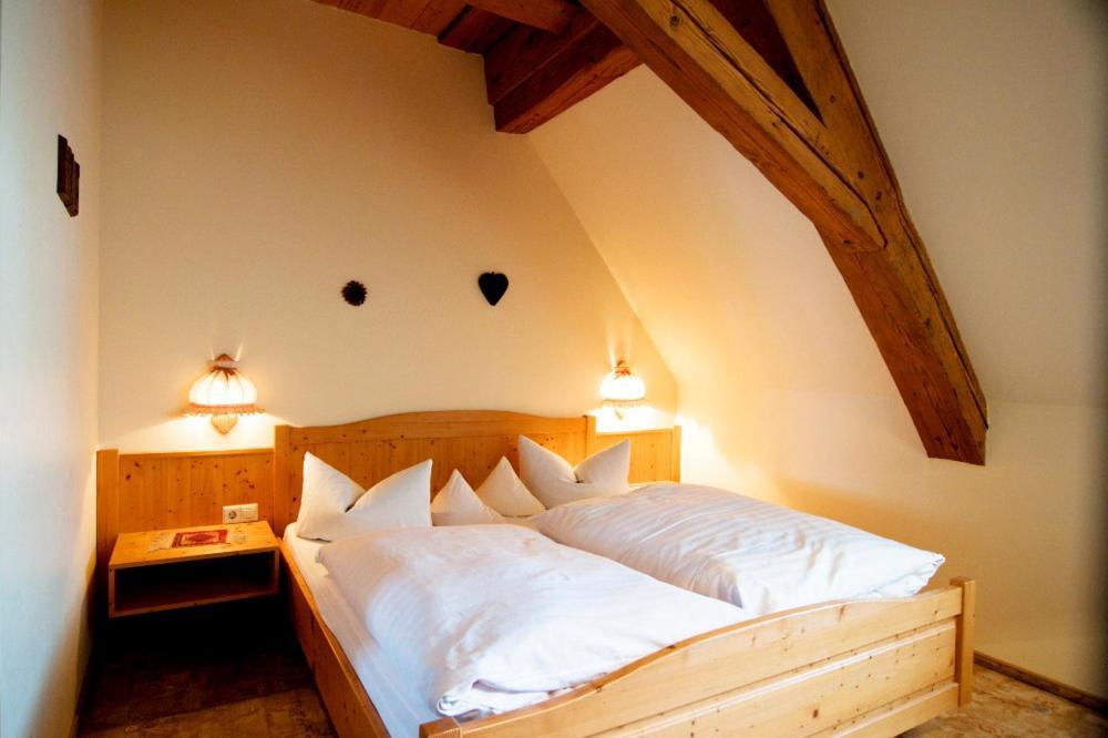 Hotel Gasthof Zur Post Wolfegg Exterior photo
